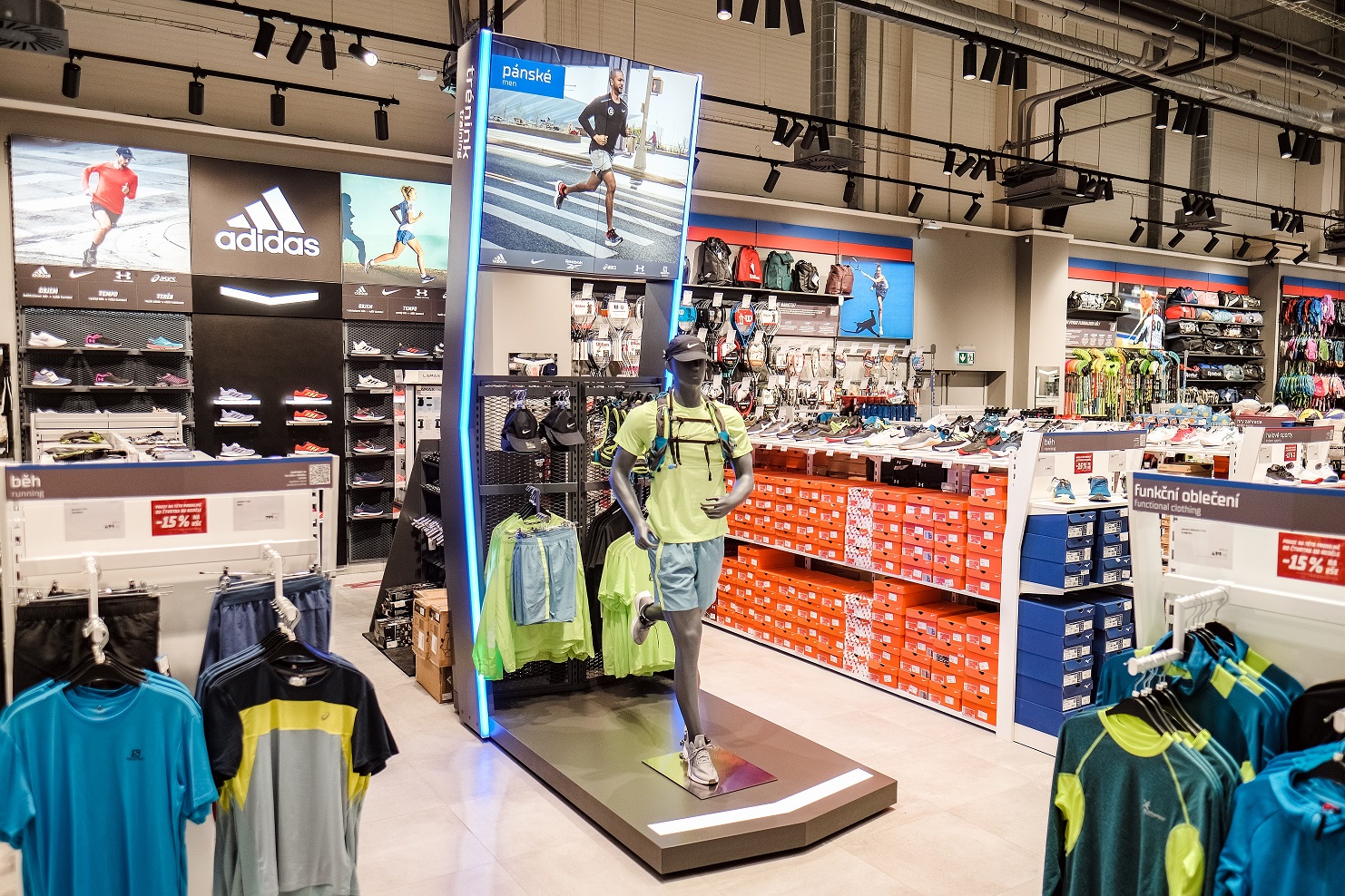 SPORTISIMO Ostrava - Avion Shopping Park