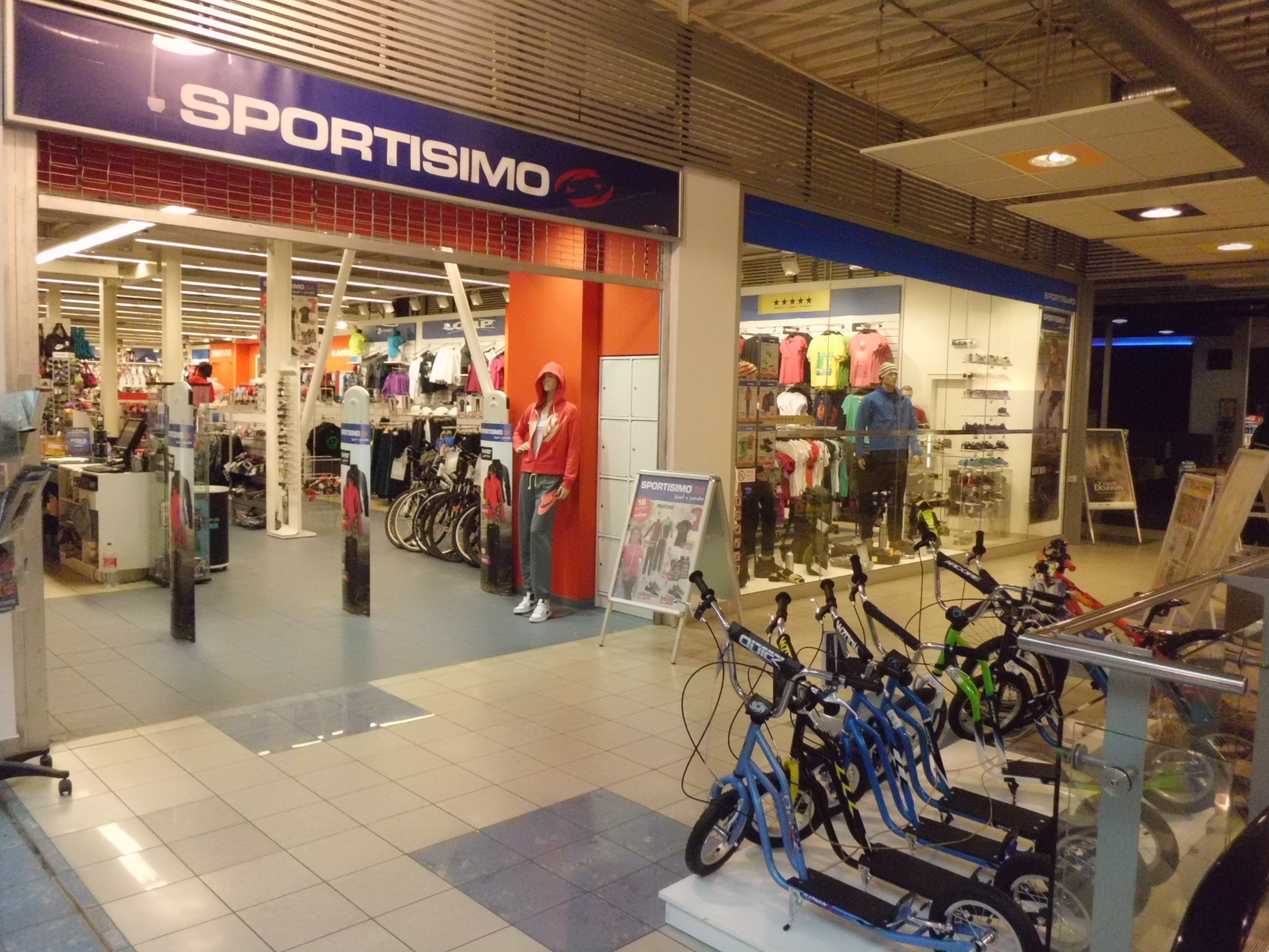 SPORTISIMO Trnava - OC Max